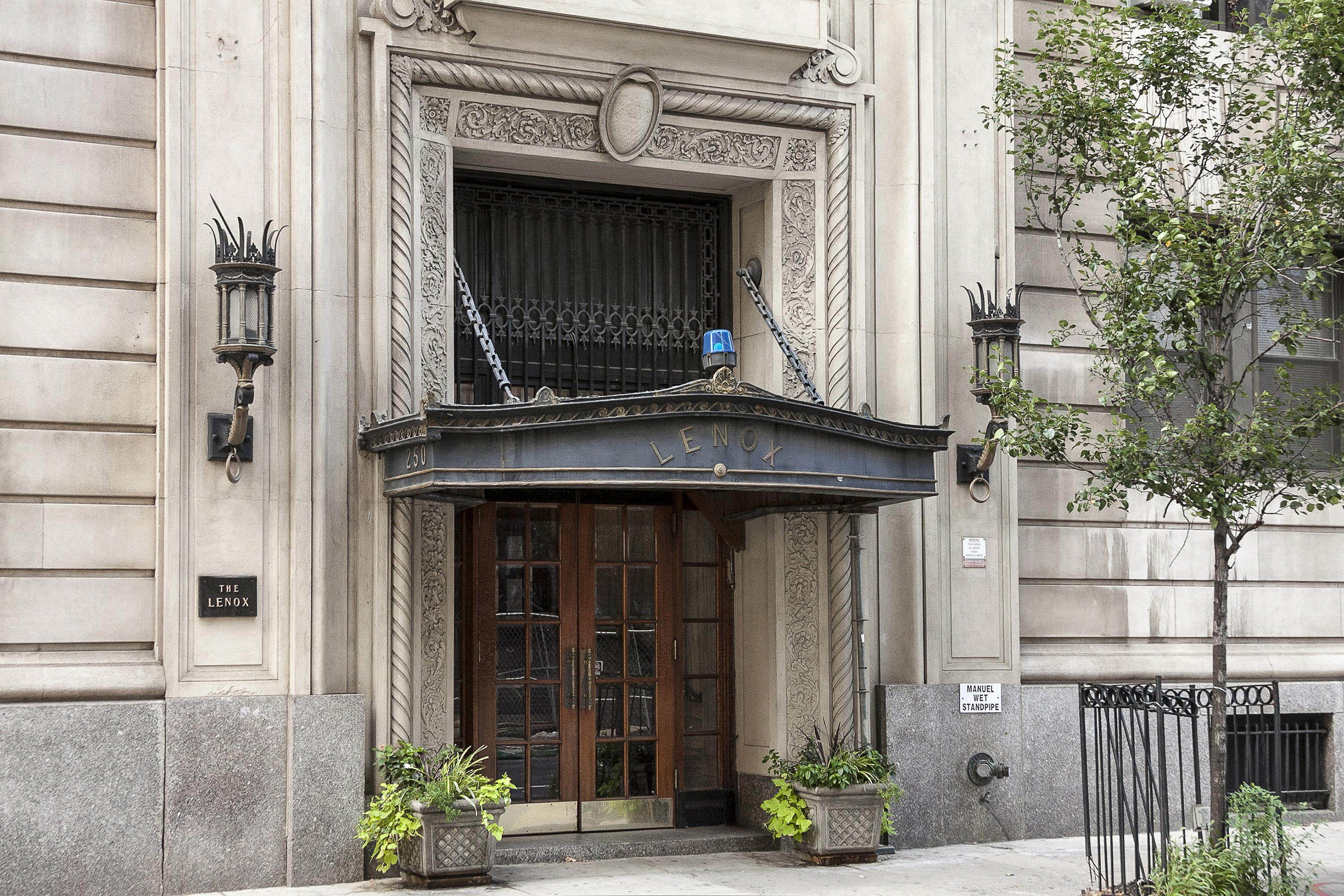 The Lenox at 250 S. 13th Street Condos for Sale in Philadelphia